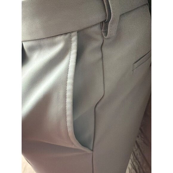 Haggar Men’s Lightweight Blue Pleated Front Shorts Size 38 - Picture 4 of 9